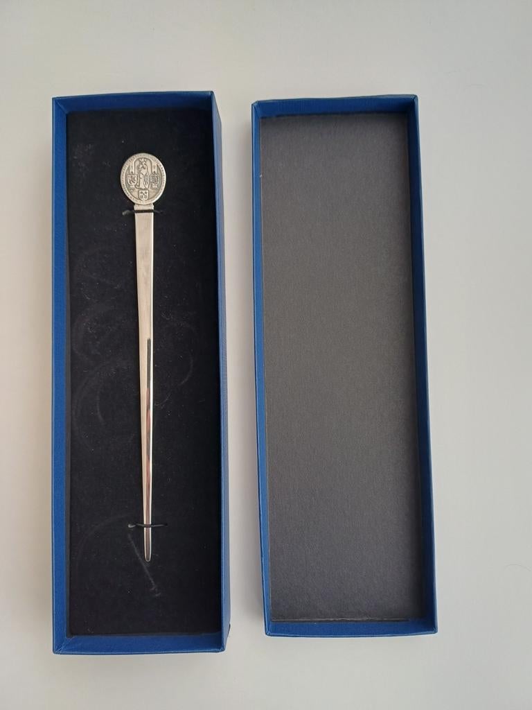 Verzilverde briefopener met logo Universiteit Leiden, Ophalen of Verzenden, Zilver