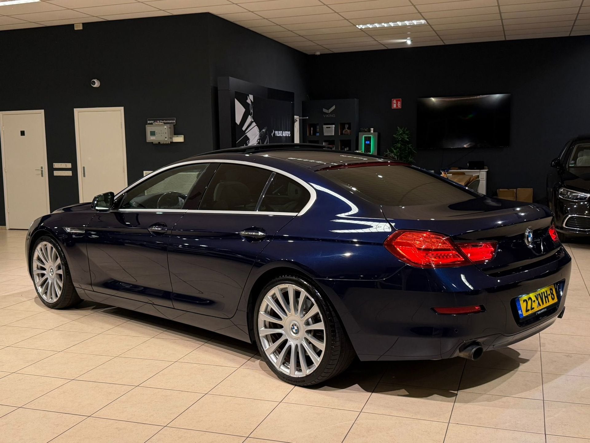 BMW 6-serie Gran Coupé 640i High Executive/Individual/ACC/H, Achterwielaandrijving, Beige, Bedrijf, 6 cilinders