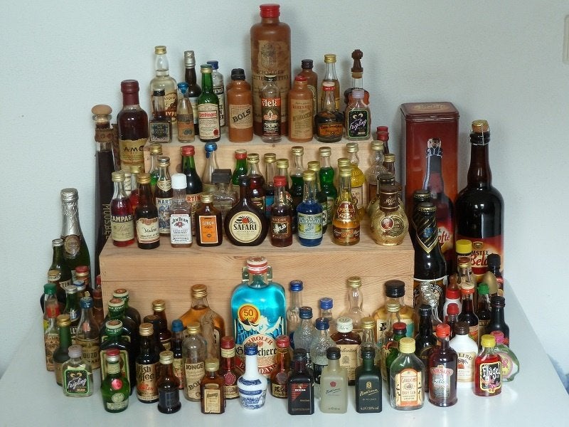 Miniatuur drankflesjes (ca. 100 st), Verzamelen, Ophalen