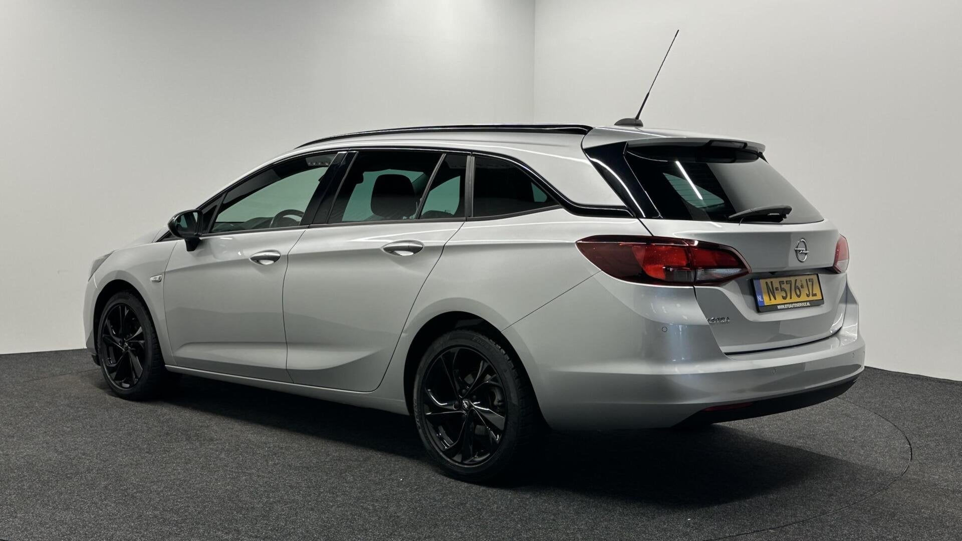 Opel Astra Sports Tourer 1.2 Blitz Elegance CARPLAY ECC NAVI, Auto's, Opel, Voorwielaandrijving, Gebruikt, 1199 cc, Met garantie (alle)