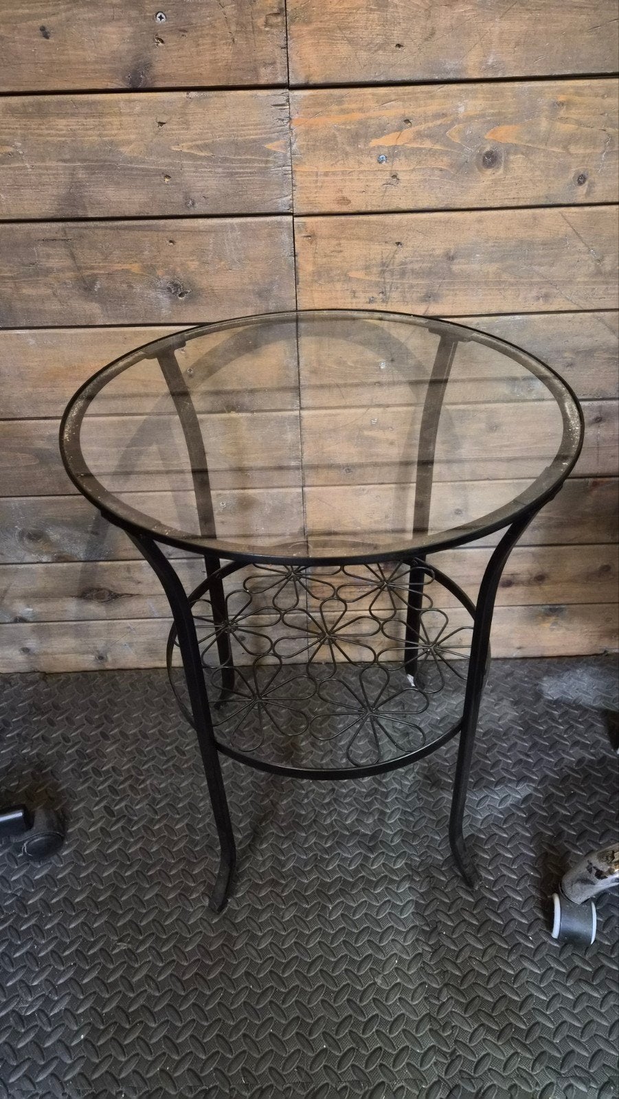 Bijzettafel met glasplaat en metalen onderstel, Ophalen, Gebruikt, Rond, 55 tot 75 cm