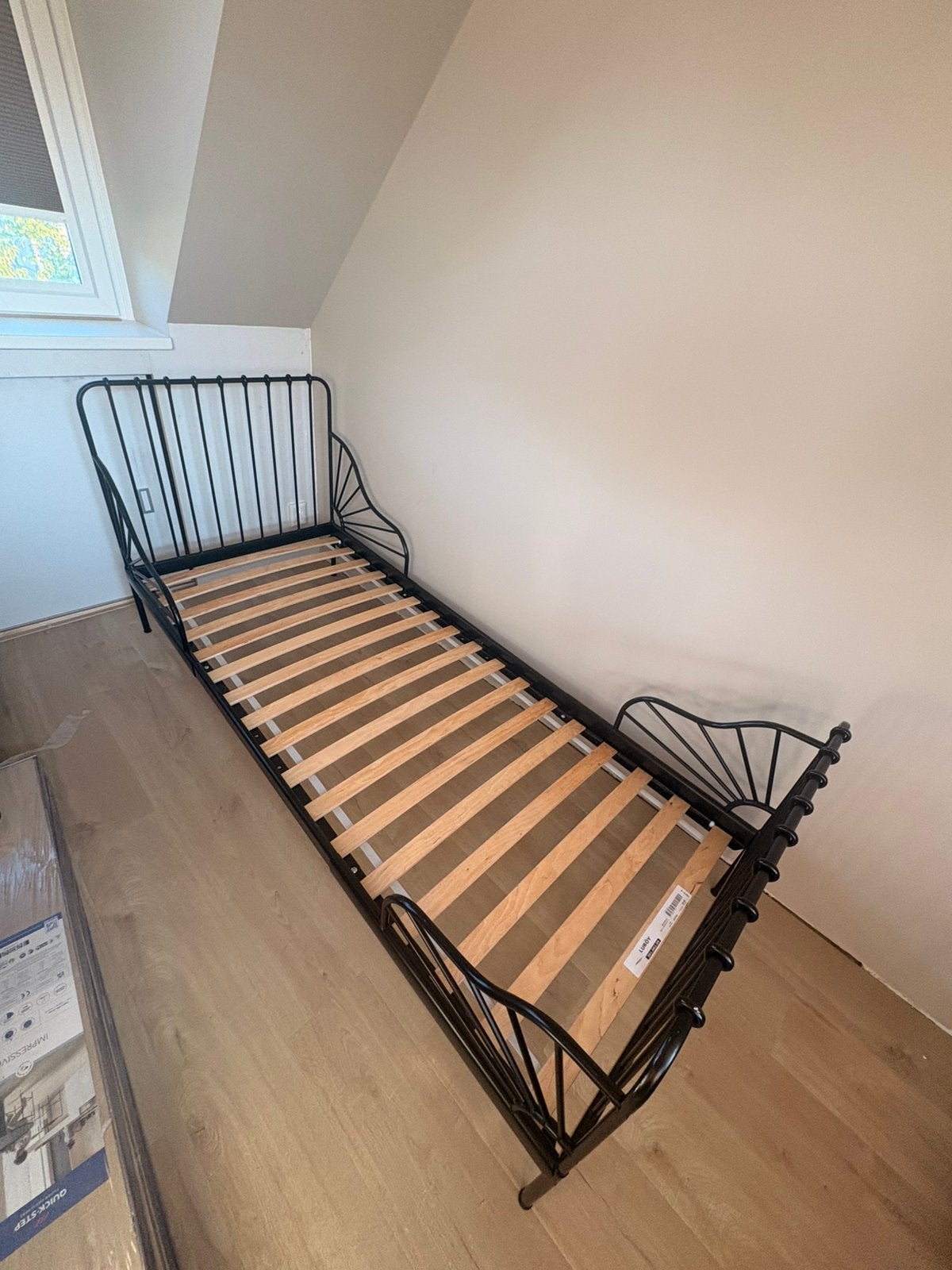 Meegroei bed zwart, Ophalen, Eenpersoons, Zwart, Gepoedercoat metaal