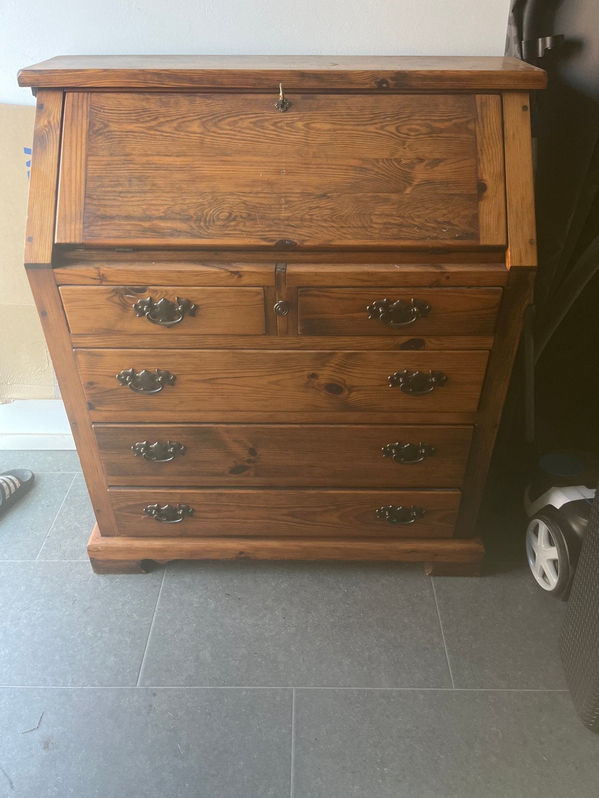 Massief grenen secretaire met lades en klep, Ophalen, Gebruikt, 50 tot 100 cm, Met lade(s)