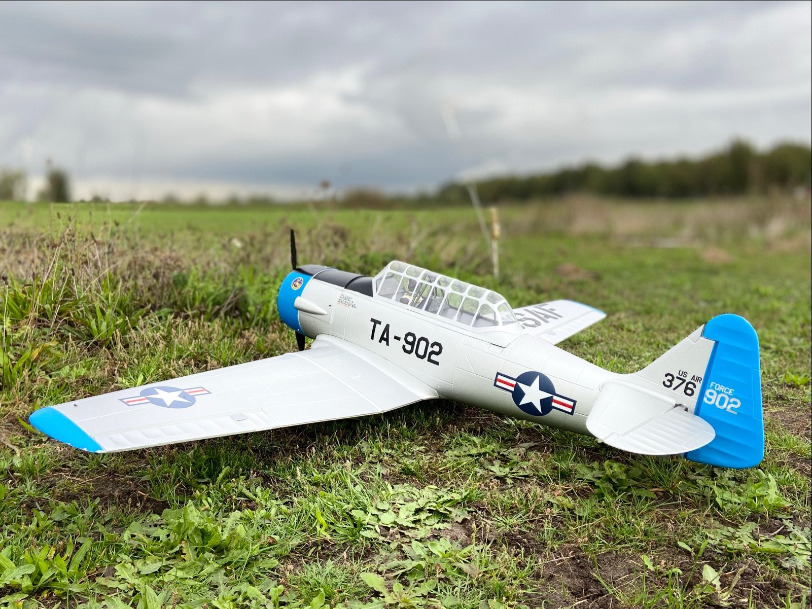 RC Vliegtuig - E-flite AT-6 Texan, Zo goed als nieuw, Groter dan 1:72, Vliegtuig, Ophalen