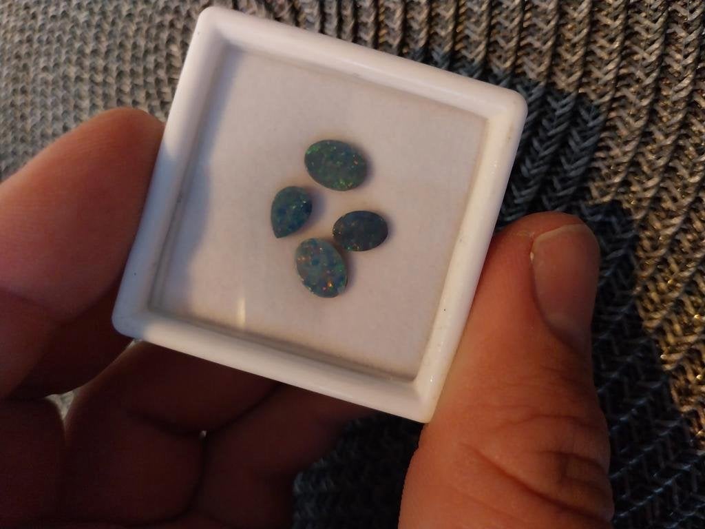 4x mooie kleur doublet opaal, Ophalen of Verzenden