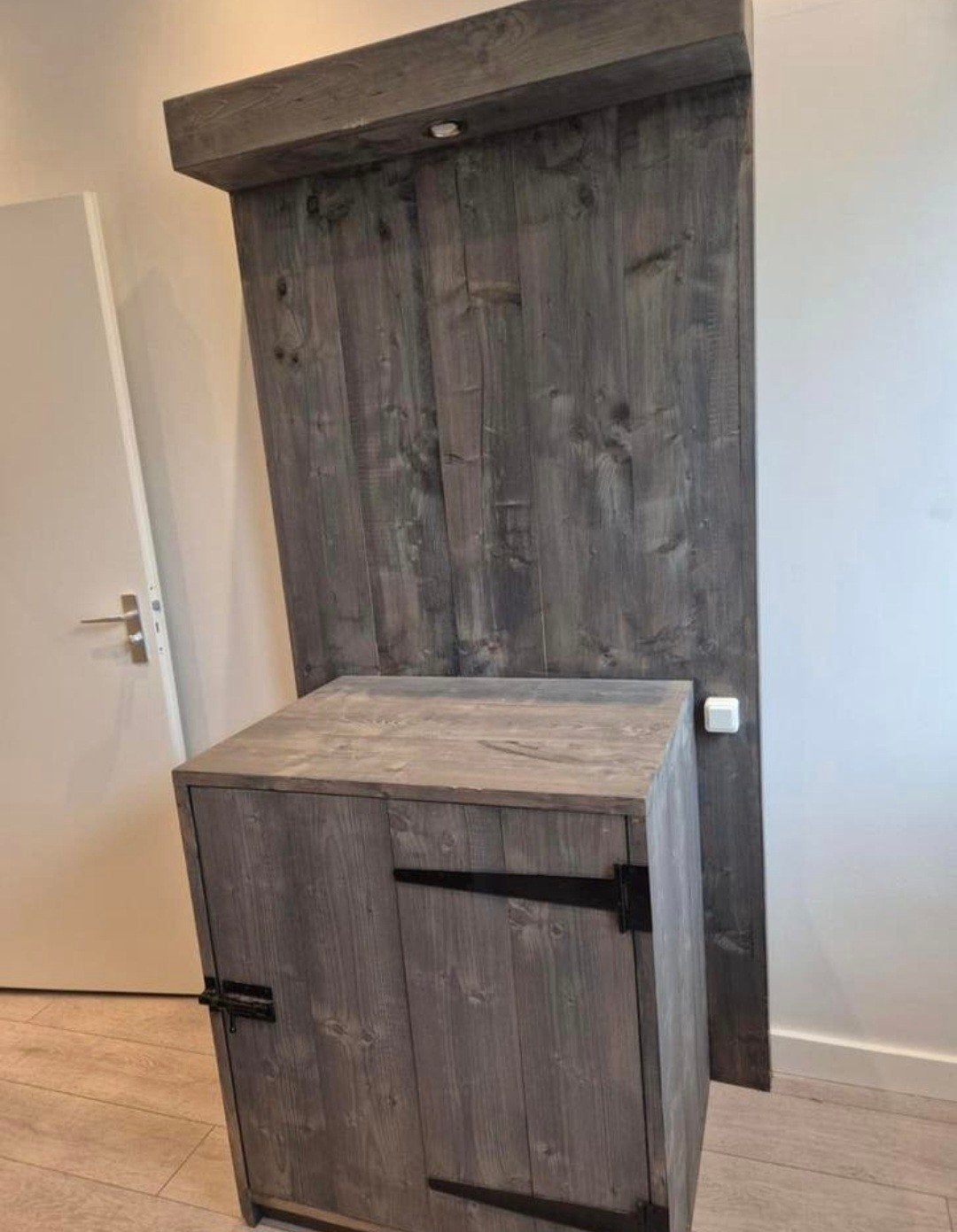 Stevige Steigerhouten Kast met Achterplaat, Huis en Inrichting, Kasten | Overige, Ophalen
