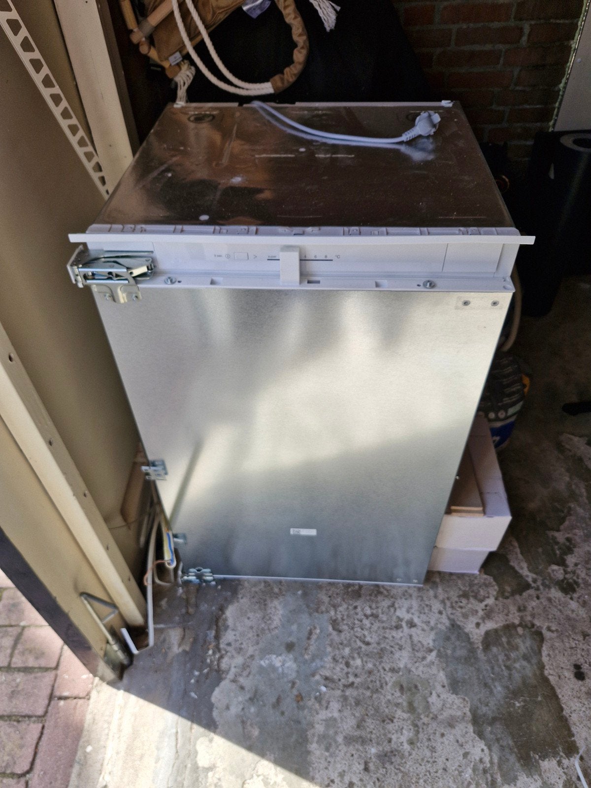 Siemens inbouw koelkast - 88 cm, 136L, stil, Zonder vriesvak, 100 tot 150 liter, Zo goed als nieuw, Ophalen