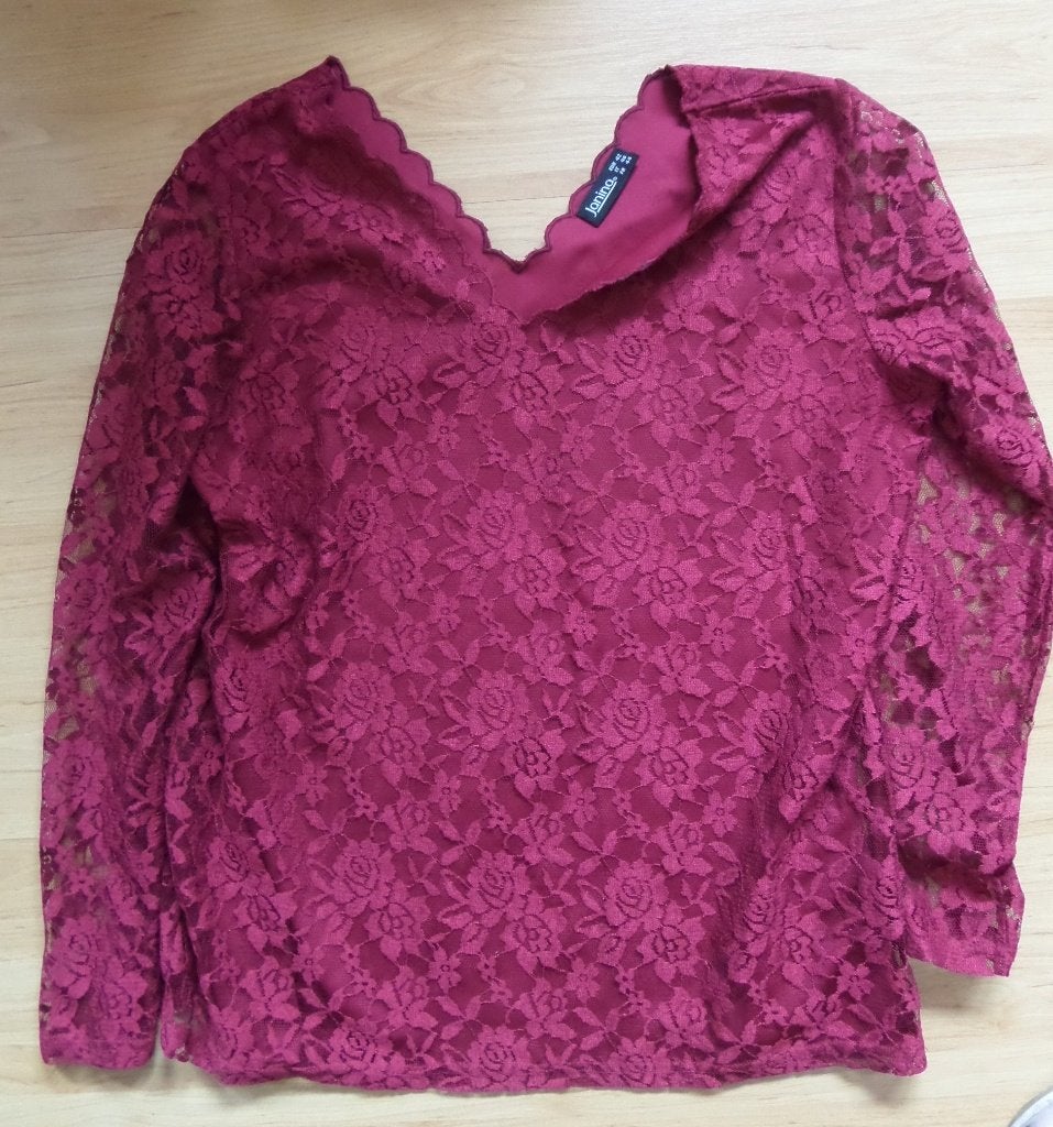 Bordeaurode kanten longsleeve maat 42 met aparte halslijn, Maat 42/44 (L), Ophalen of Verzenden, Zo goed als nieuw, Lange mouw