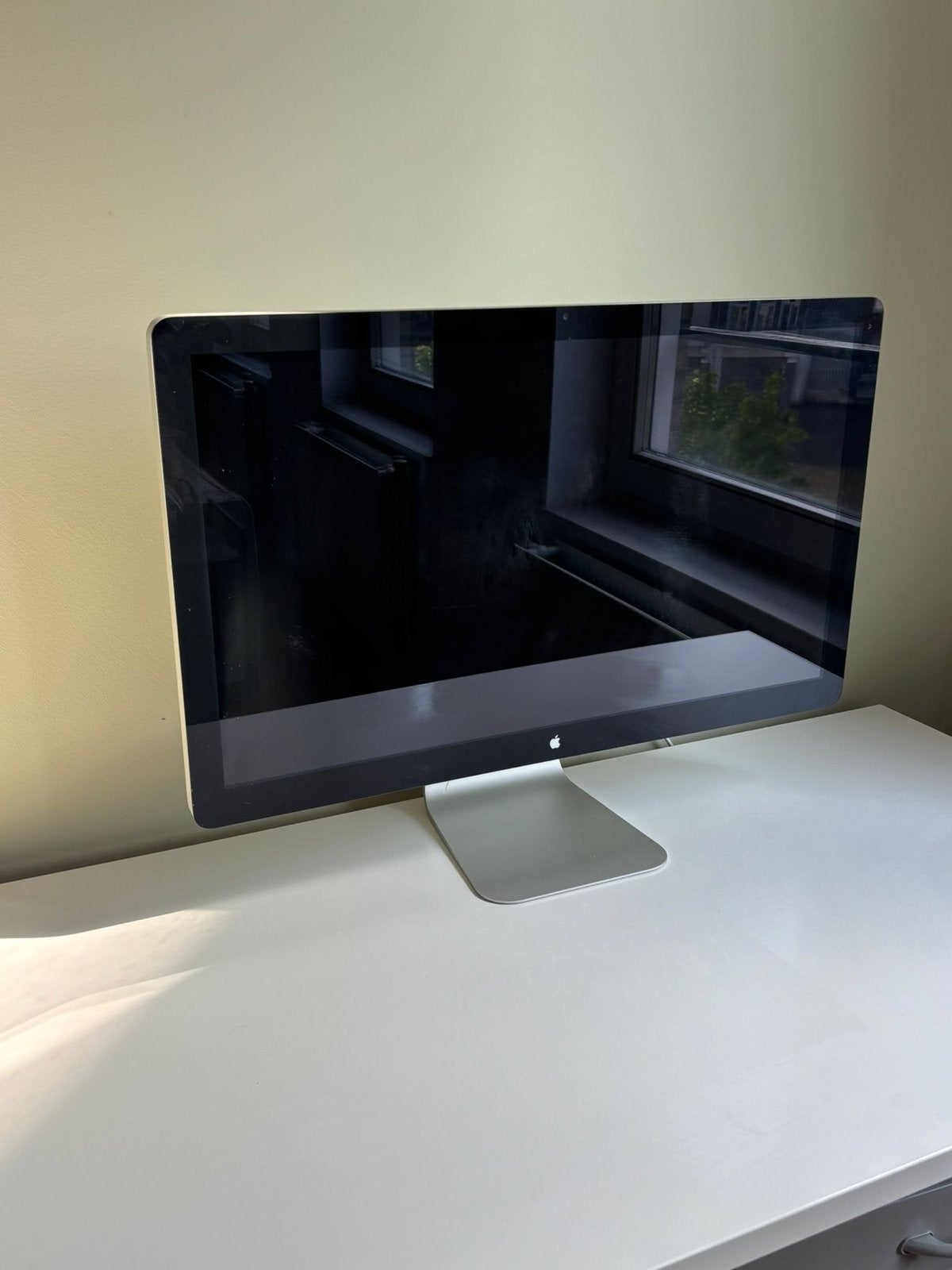 Apple Thunderbolt Display 27 inch (QHD), Ophalen, Draaibaar, Gebruikt, IPS