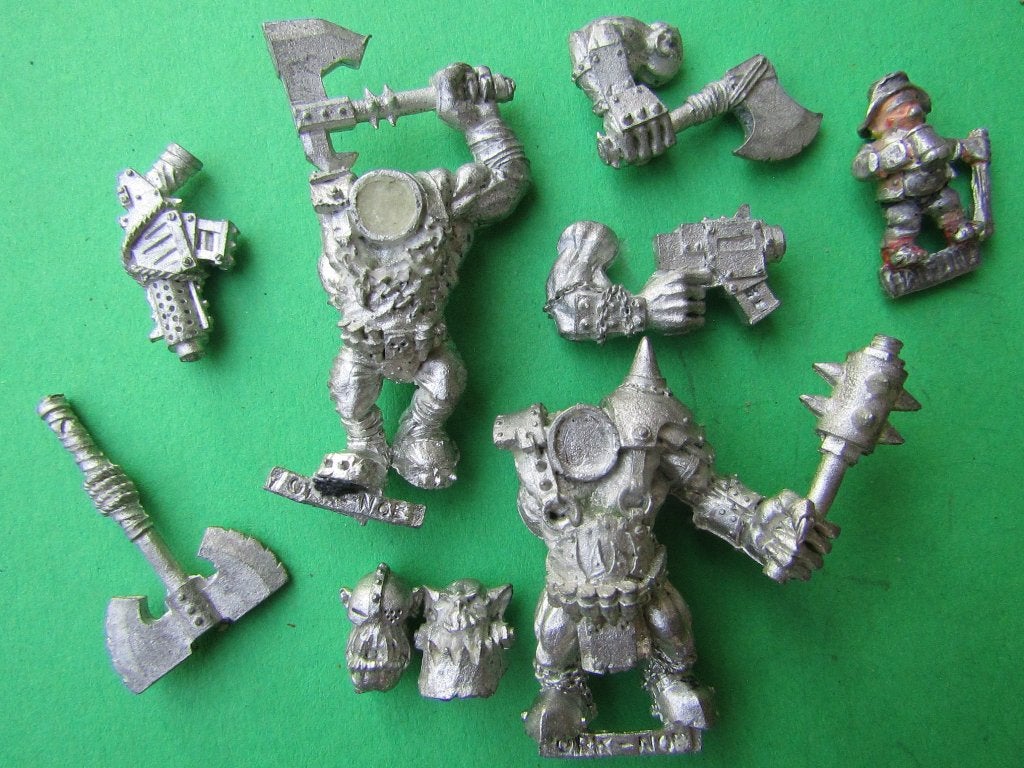 GorkaMorka Ork Nobz x2, Hobby en Vrije tijd, Wargaming, Verzenden, Zo goed als nieuw, Warhammer 40000, Figuurtje(s)