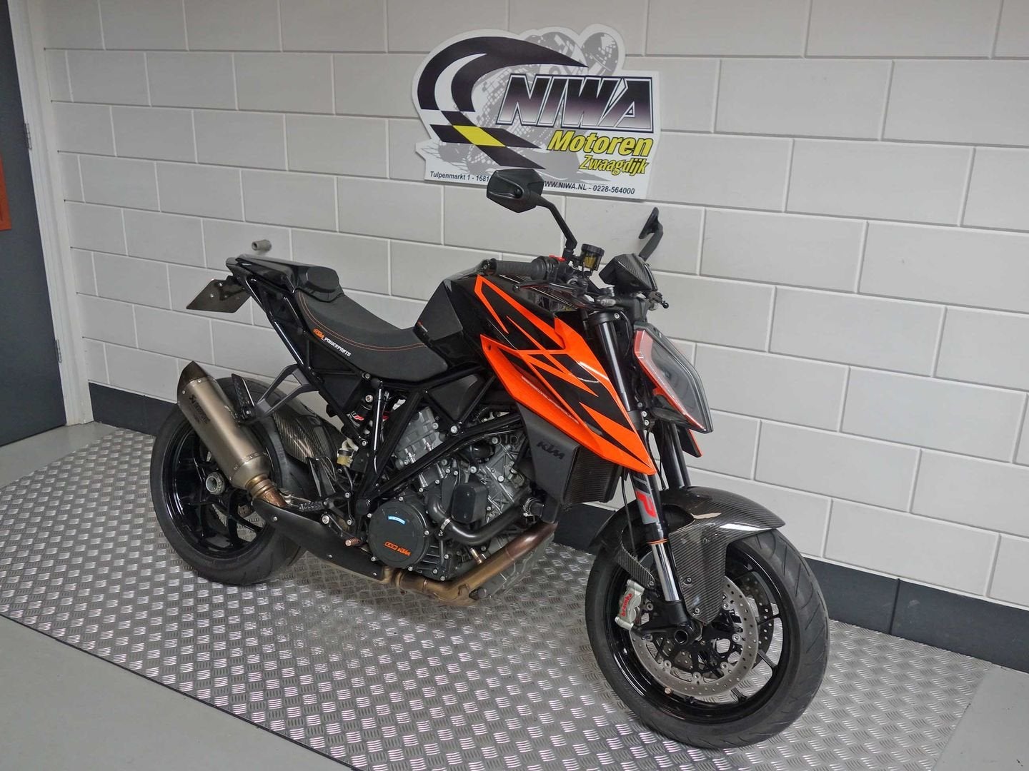 KTM 1290 SUPER DUKE R, Motoren, 2 cilinders, KTM, Motorrijbewijs A, Bedrijf
