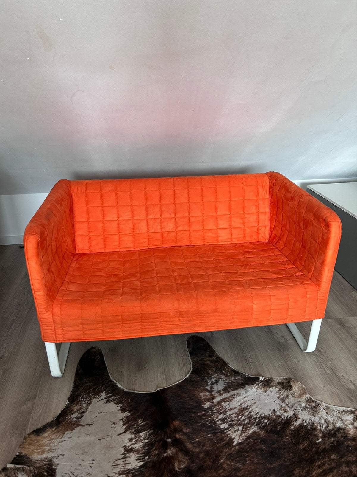Ikea Knopparp 2-zitsbank - Oranje, Huis en Inrichting, Banken | Sofa's en Chaises Longues, Gebruikt, Tweepersoons, 150 tot 200 cm