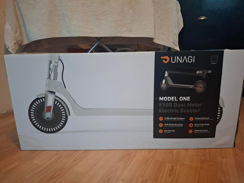 Nieuw - Unago model one Dual Motor Electric Scooter, Fietsen en Brommers, Steps, Ophalen, Nieuw, Elektrische step (E-scooter)