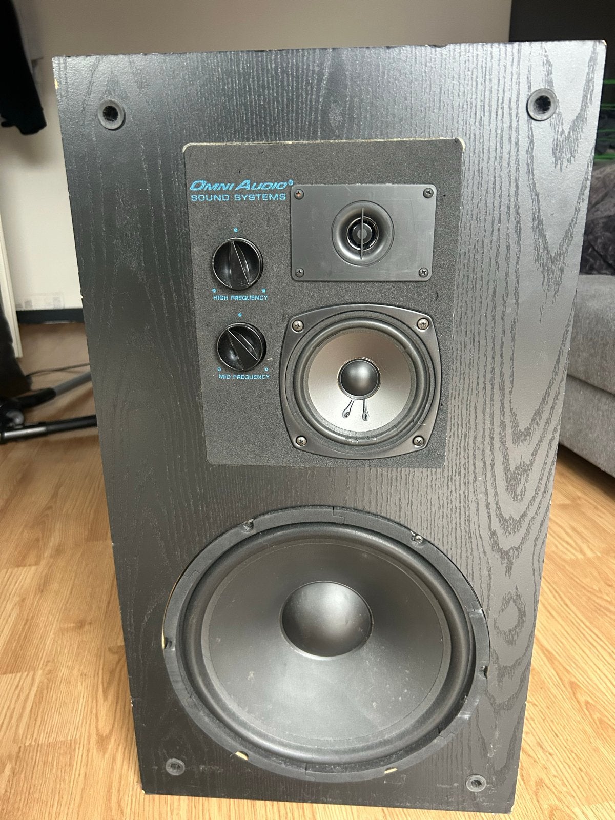 2x Jamo 7083 Vloerstaande Luidspreker - Krachtig Geluid, Vloerstaande luidspreker, Gebruikt, Ophalen of Verzenden, 60 tot 120 watt