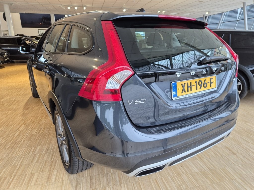 Volvo V60 Cross Country T5 Polar+ Luxury line | Camera | led, Auto's, Volvo, Automaat, 15 km/l, Gebruikt, Euro 6