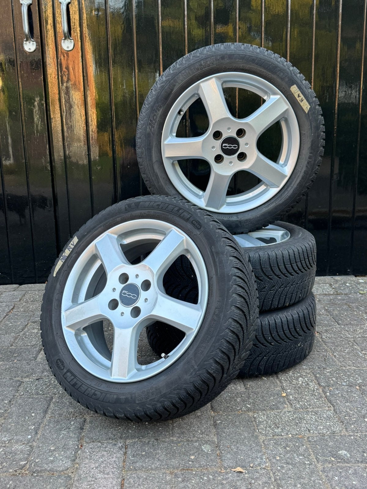 Fiat 500 15’’ velgen met Michelin winterbanden, Ophalen, 15 inch, Banden en Velgen, 185 mm