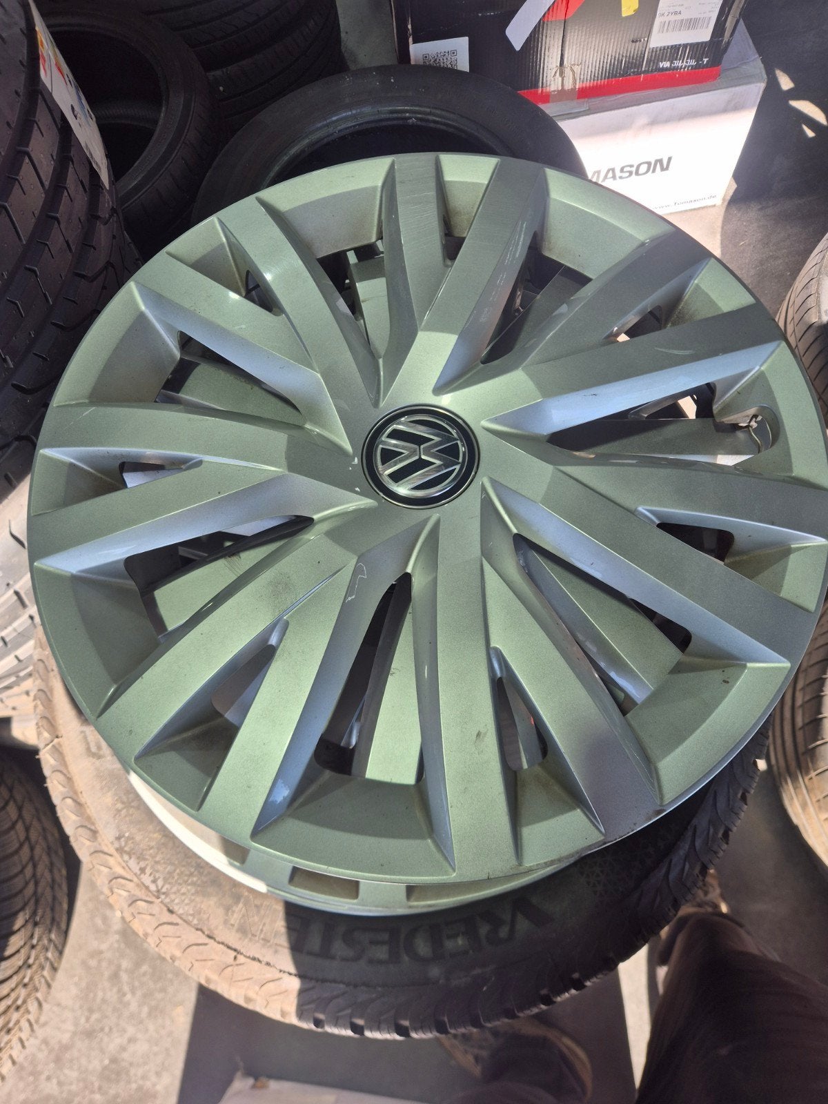 Set van 4 Volkswagen wieldoppen, Auto diversen, Wieldoppen, Ophalen of Verzenden, Gebruikt