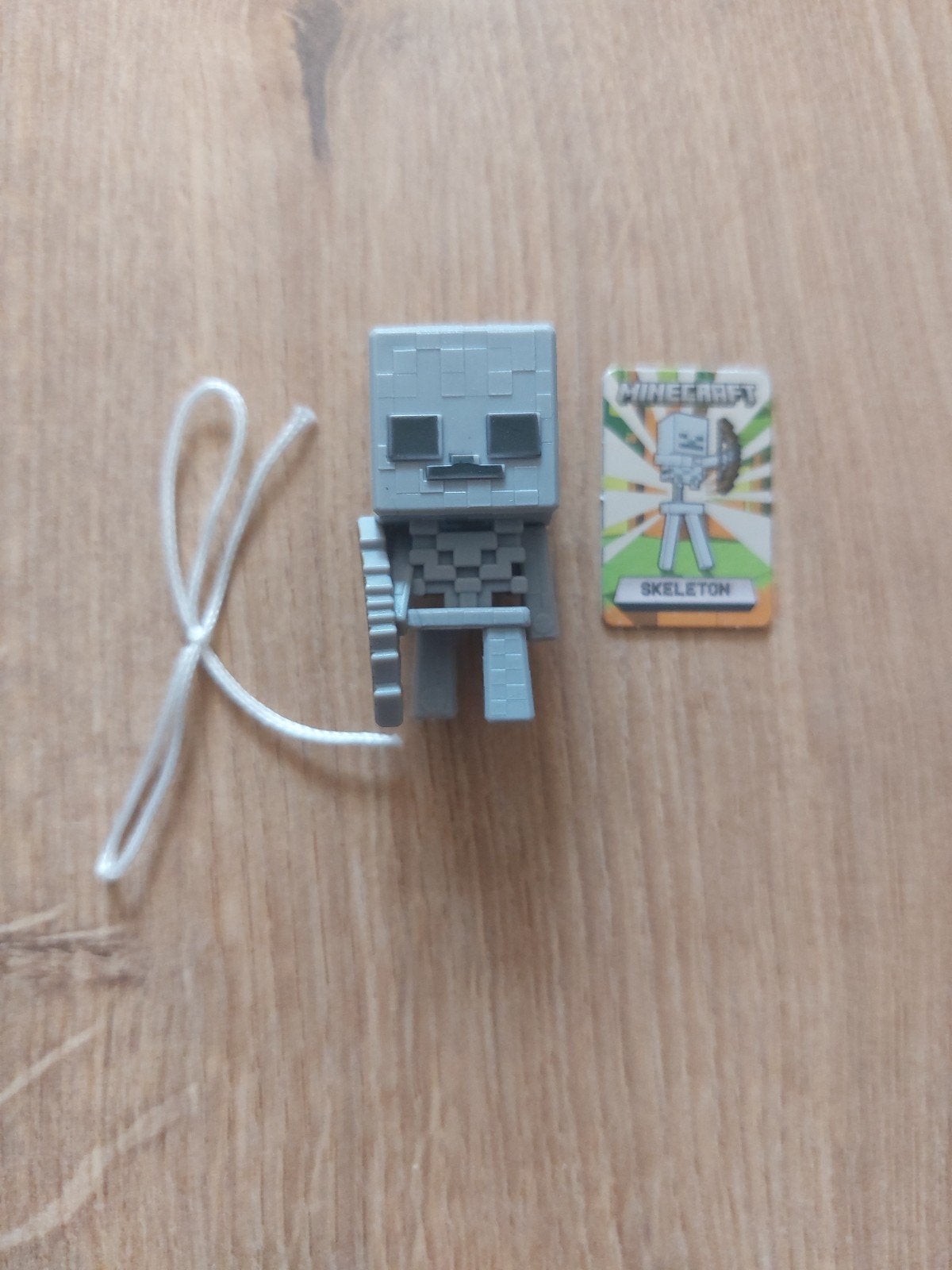 Kinder Joy Minecraft Skeleton figuur met kaartje, Kinderen en Baby's, Ophalen of Verzenden, Nieuw