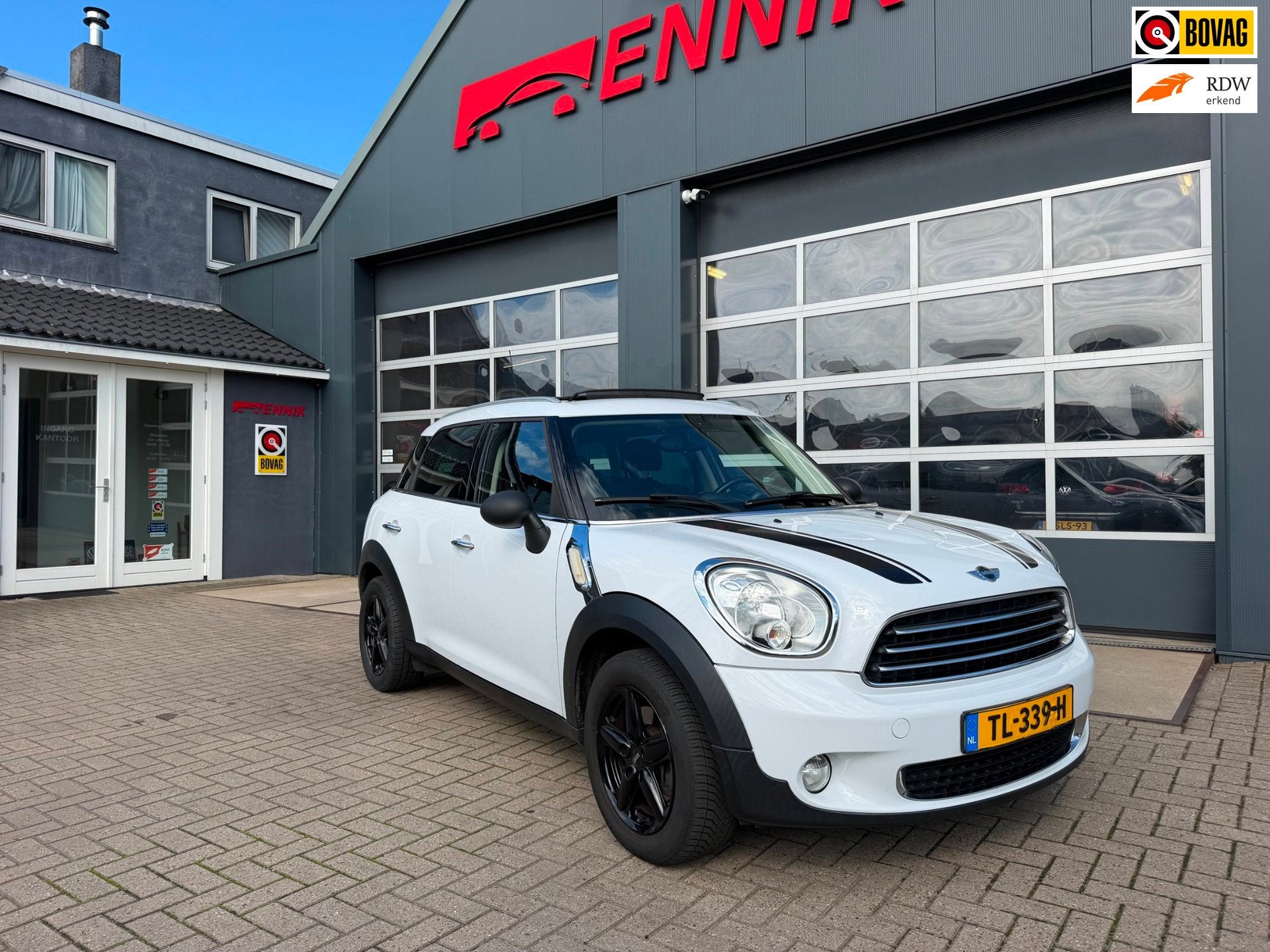 Mini Countryman 1.6 One Chili / Pano / Cruise / Stoelverw., Auto's, Voorwielaandrijving, Stof, Gebruikt, Wit