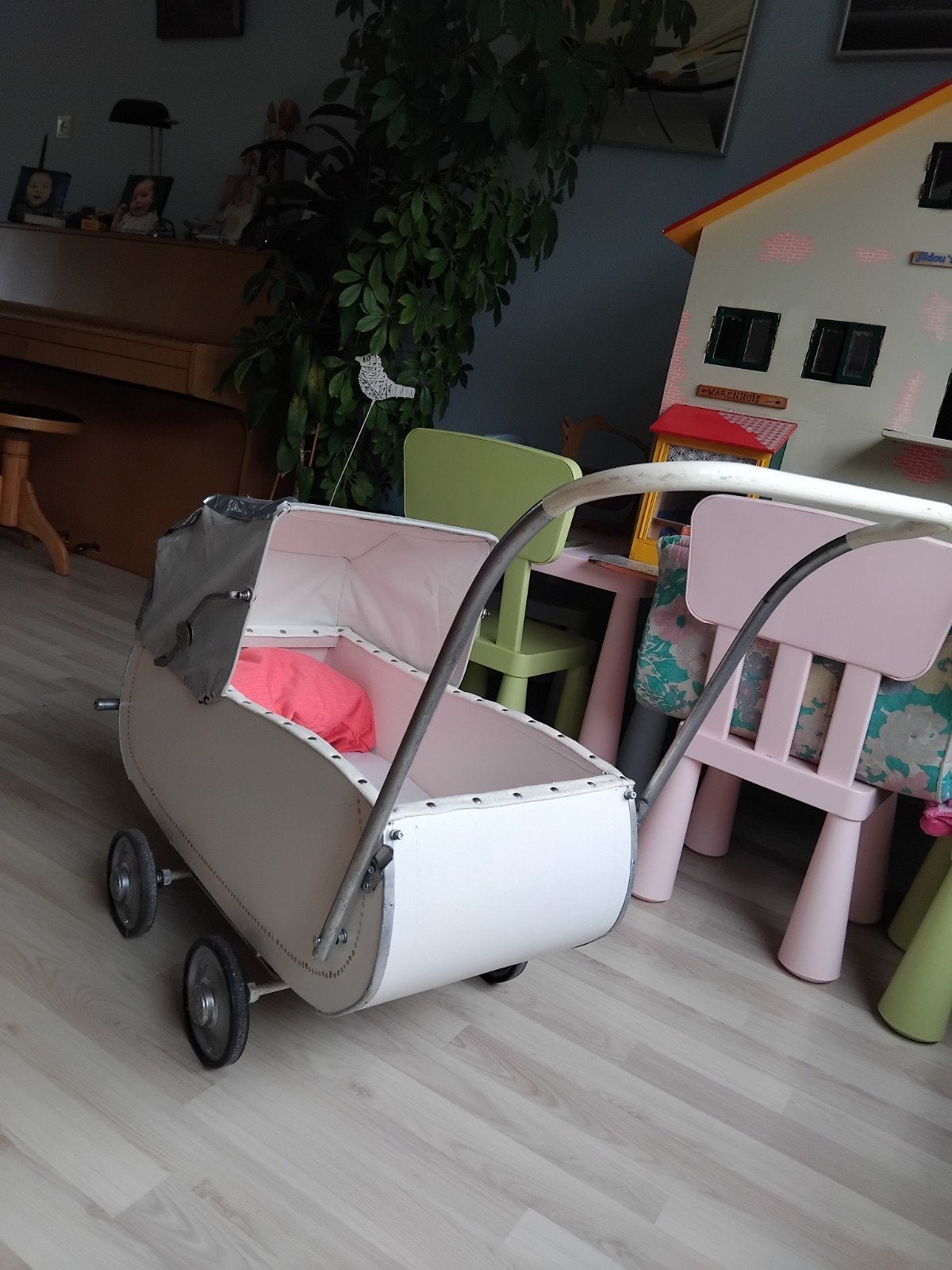 Nostalgische Poppenwagen 73x39x58cm, Kinderen en Baby's, Speelgoed | Poppen, Ophalen, Gebruikt, Babypop