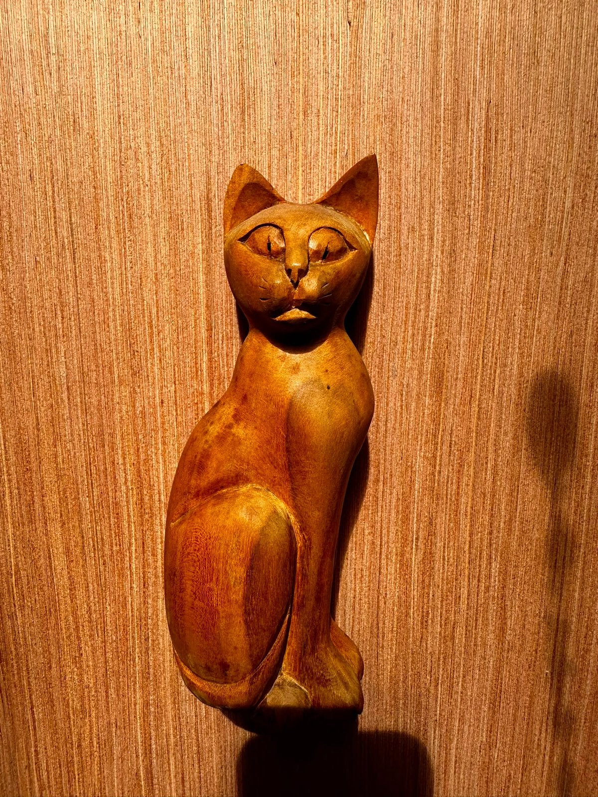 Houten kattenbeeldje, Houtsnijwerk, Minder dan 20 cm, Ophalen of Verzenden, Hout