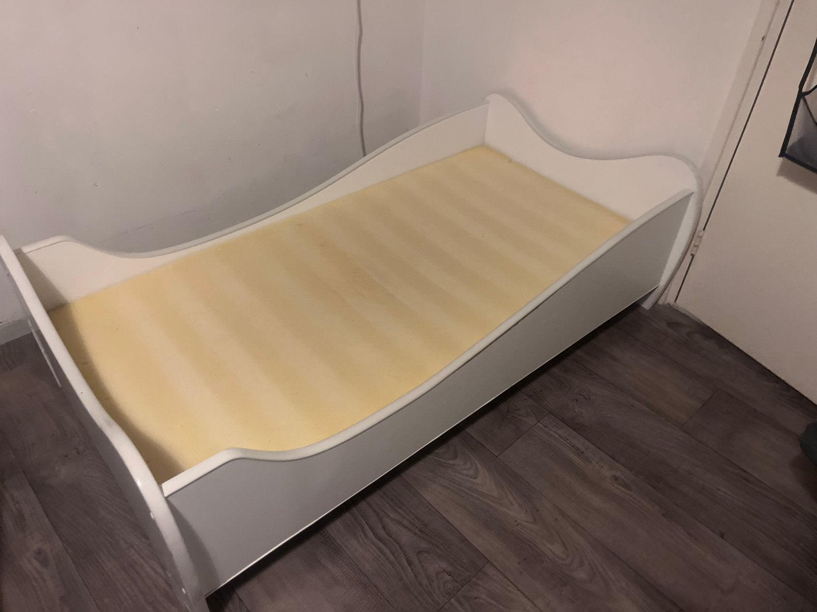 Peuterbedje te koop, Kinderen en Baby's, Ophalen of Verzenden, Zo goed als nieuw
