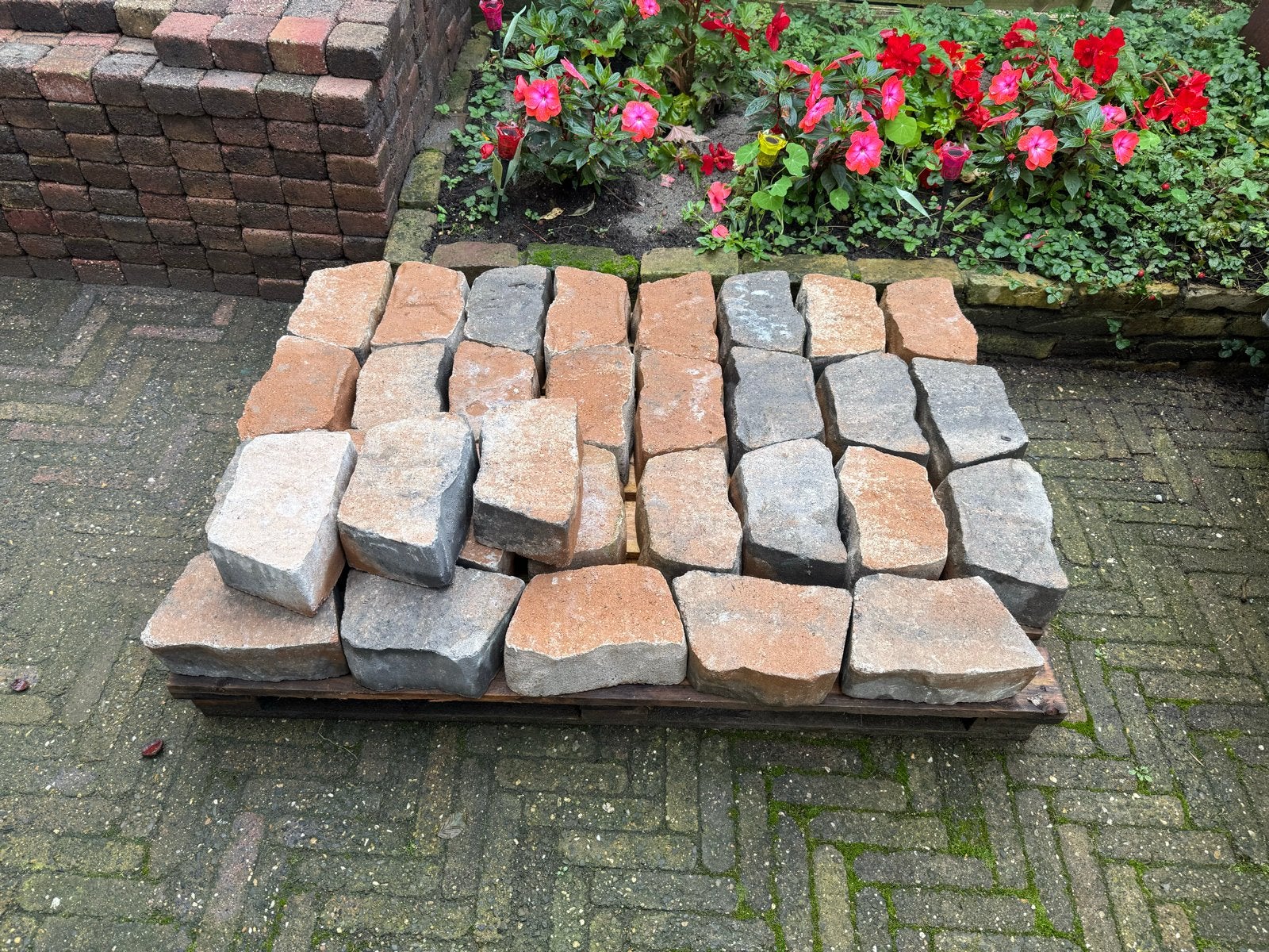 Nieuwe  betonnen borders/palissaden voor tuin, Ophalen, Gebruikt, Border, Beton