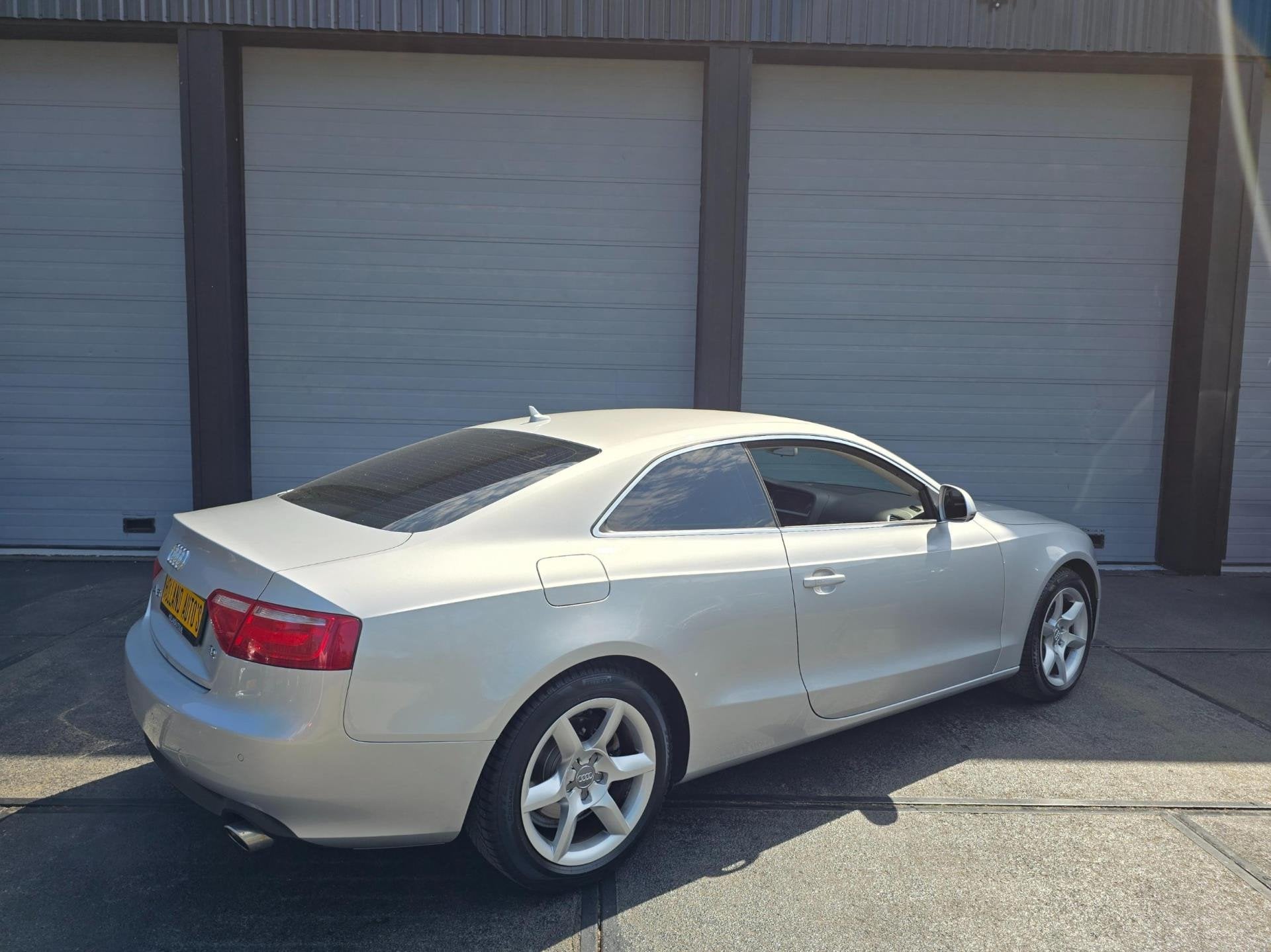 Audi A5 Coupé 3.2 V6 quattro youngtimer, Auto's, Automaat, Gebruikt, 4 stoelen, Bedrijf