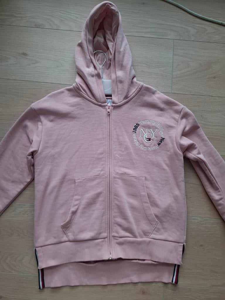 Vest  Tommy Hilfiger maat 152, Kinderen en Baby's, Kinderkleding | Maat 152, Meisje, Trui of Vest, Ophalen of Verzenden, Tommy Hilfiger