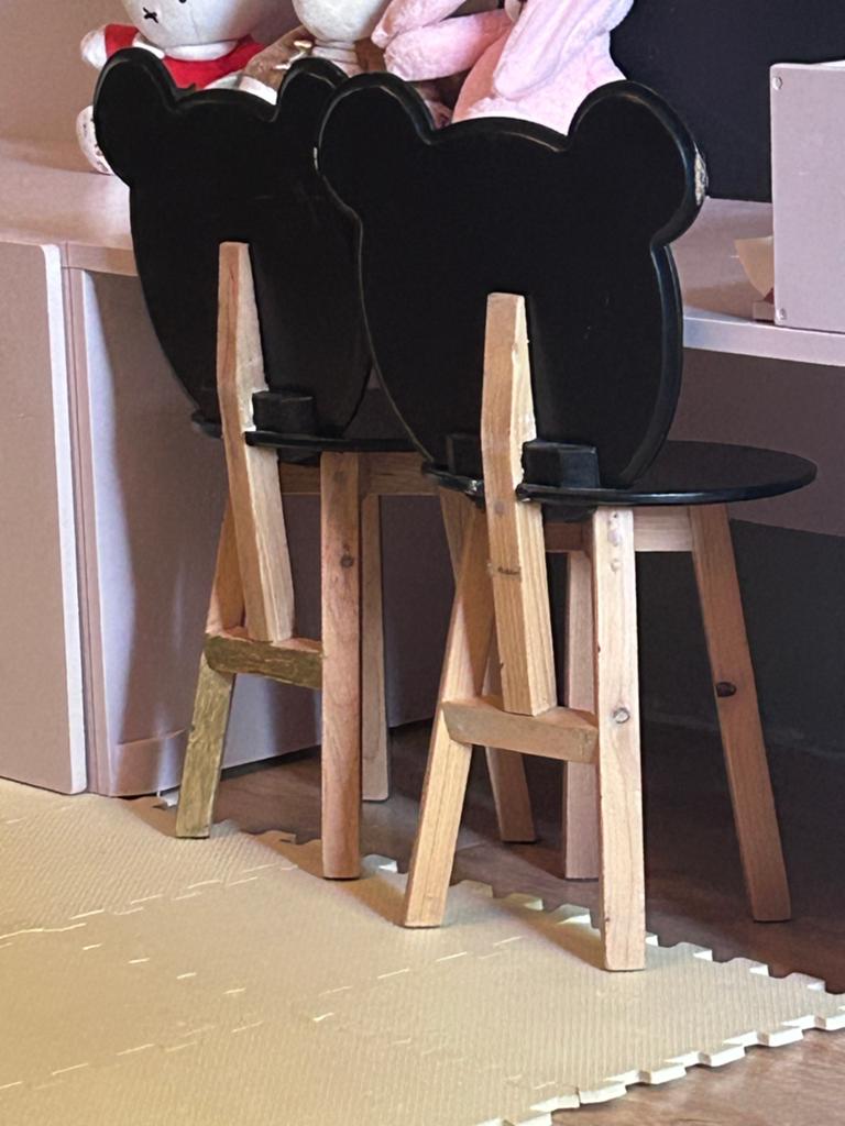 Twee schattige kinderstoeltjes in de vorm van een beer, Ophalen of Verzenden, Gebruikt, Stoel(en)