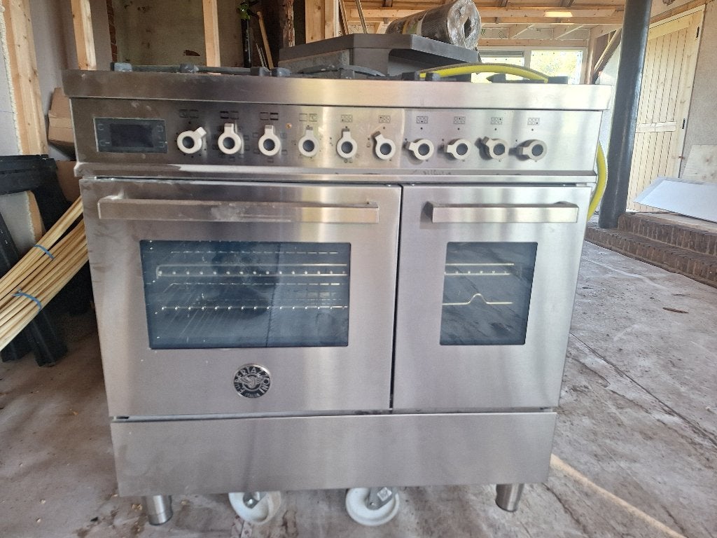 Bertazzoni gasfornuis, Witgoed en Apparatuur, Ophalen, 60 cm of meer, Zo goed als nieuw, Gas