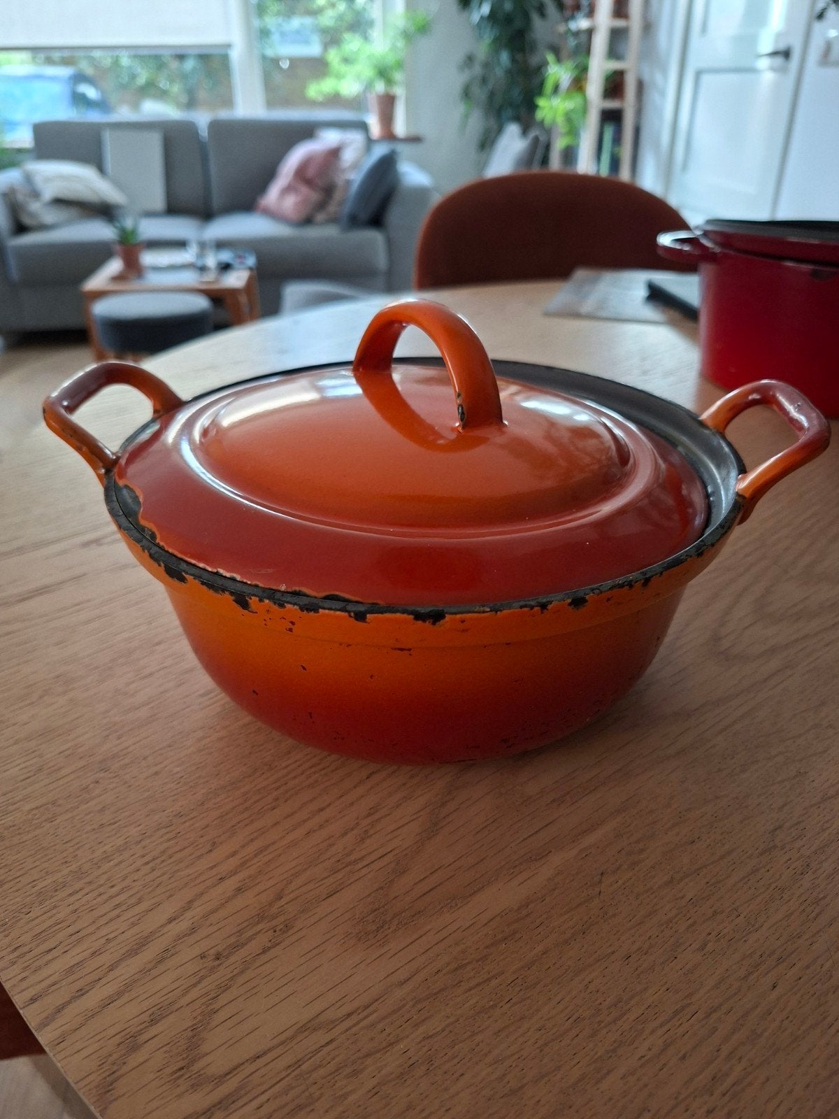 Vintage geëmailleerde braadpan met deksel - Oranje, Huis en Inrichting, Gebruikt, Braadpan, Ophalen of Verzenden, Met deksel