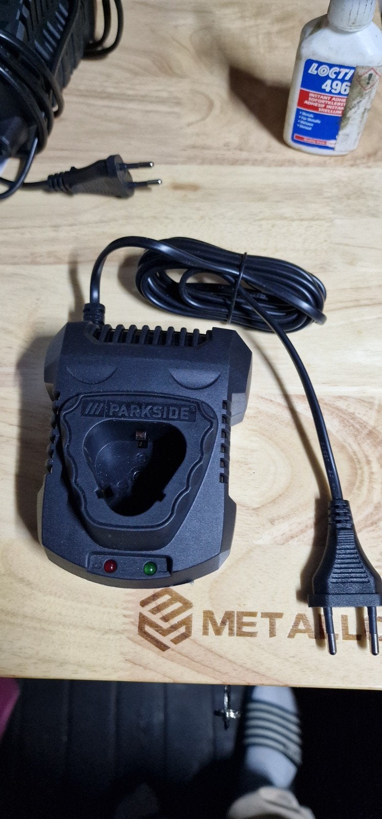 Parkside Acculader PLGK 12 A2 - 12V - 2.4A, Ophalen of Verzenden, Gebruikt
