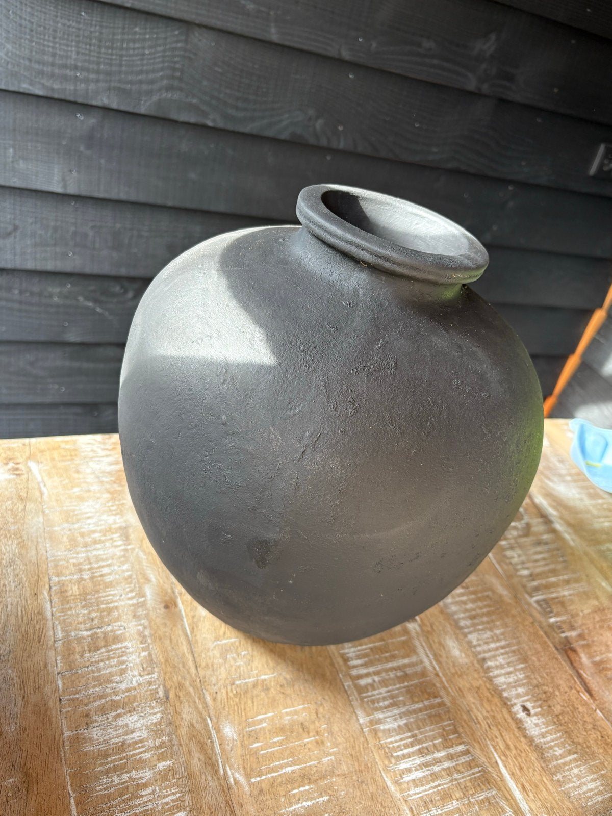 Zwarte Bloempot van Still, Gebruikt, Rond, Binnen, Minder dan 40 cm