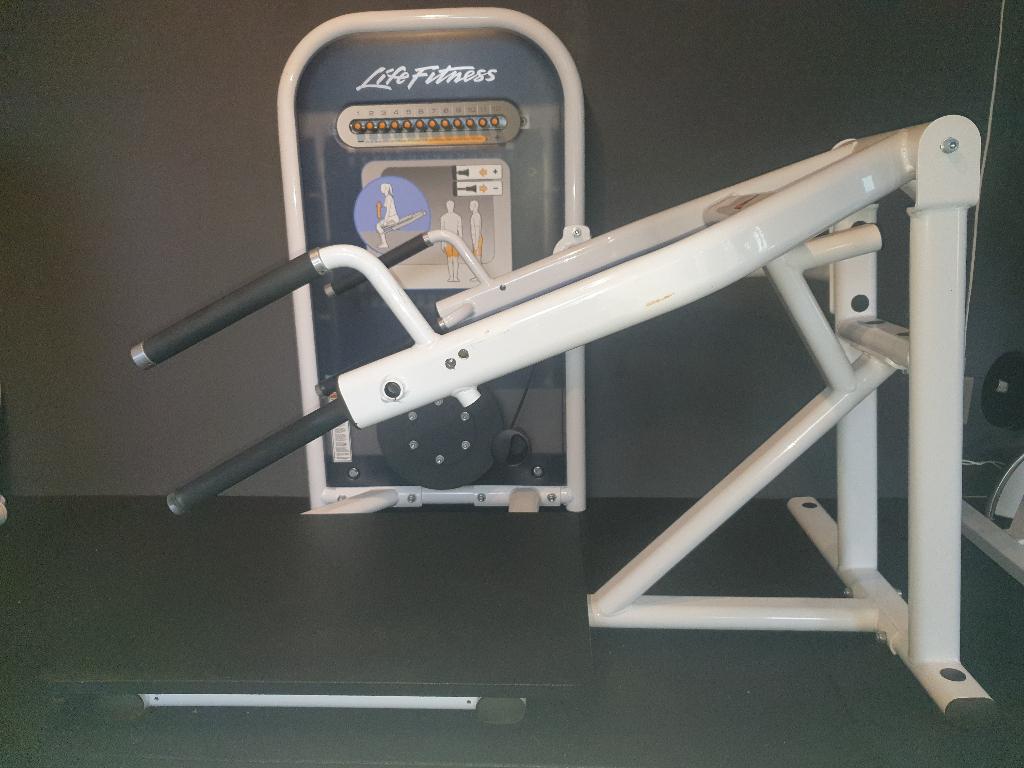 SQUAT MACHINE (Life Fitness ), Ophalen, Gebruikt, Krachtstation, Metaal
