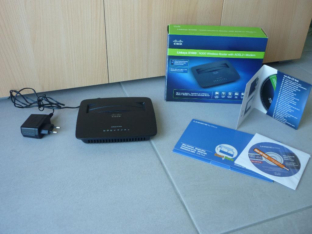 Cisco Linksys X1000 N300 Wireless Wifi router ADSL2+ modem, Computers en Software, Ophalen of Verzenden