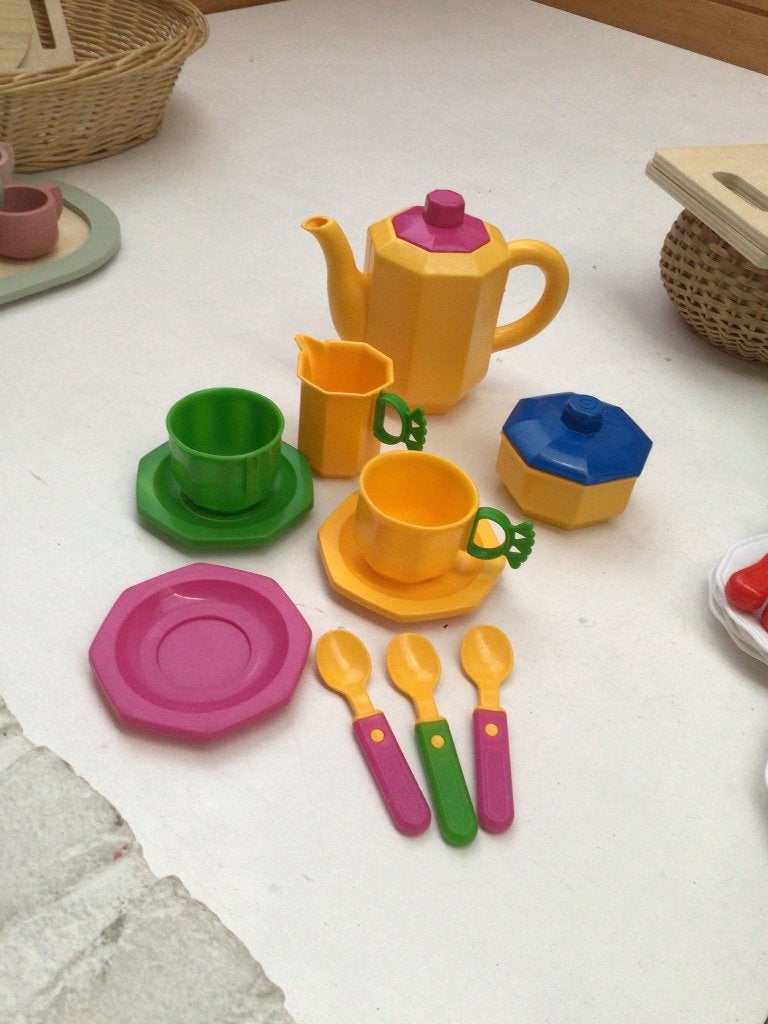 Wader speelgoed theeservies, Ophalen, Gebruikt, Kunststof, Speelkeuken-accessoire