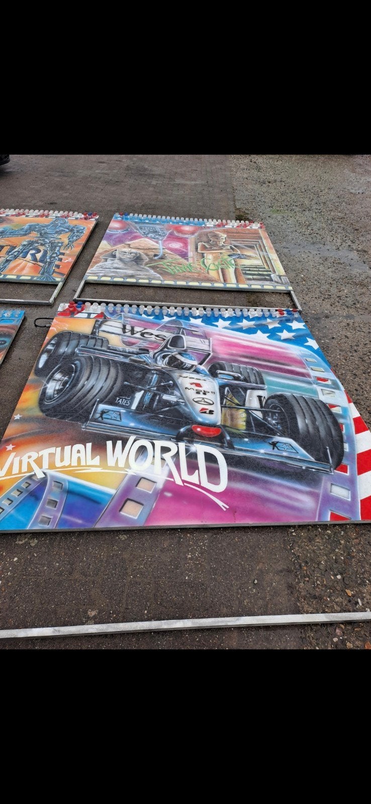 4 platen met airbrush thema  kermis, Ophalen, Versiering