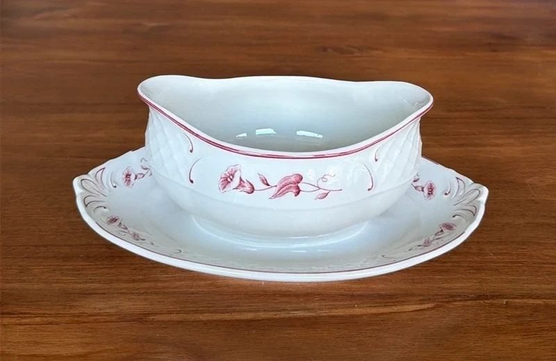 Villeroy & Boch Val Rouge sauskom, Ophalen of Verzenden, Zo goed als nieuw, Kom(men), Overige stijlen