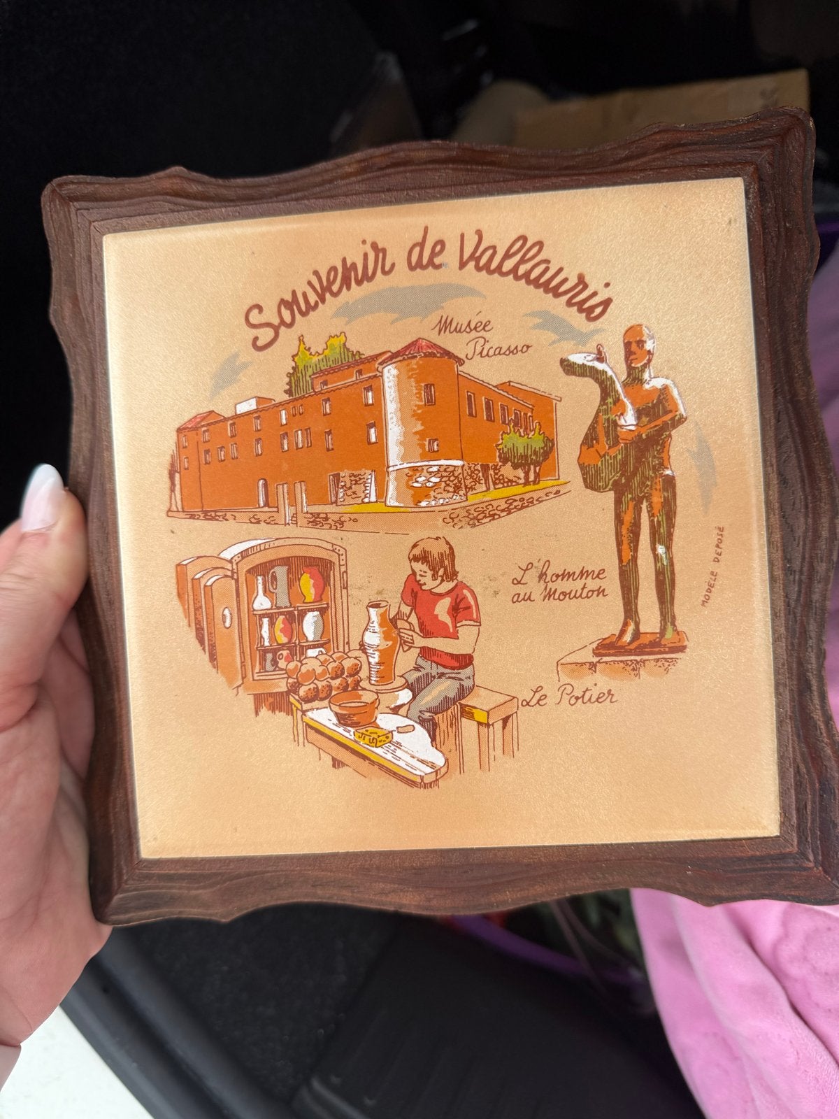 Vintage Souvenir de Vallauris tegel met houten lijst, Ophalen of Verzenden