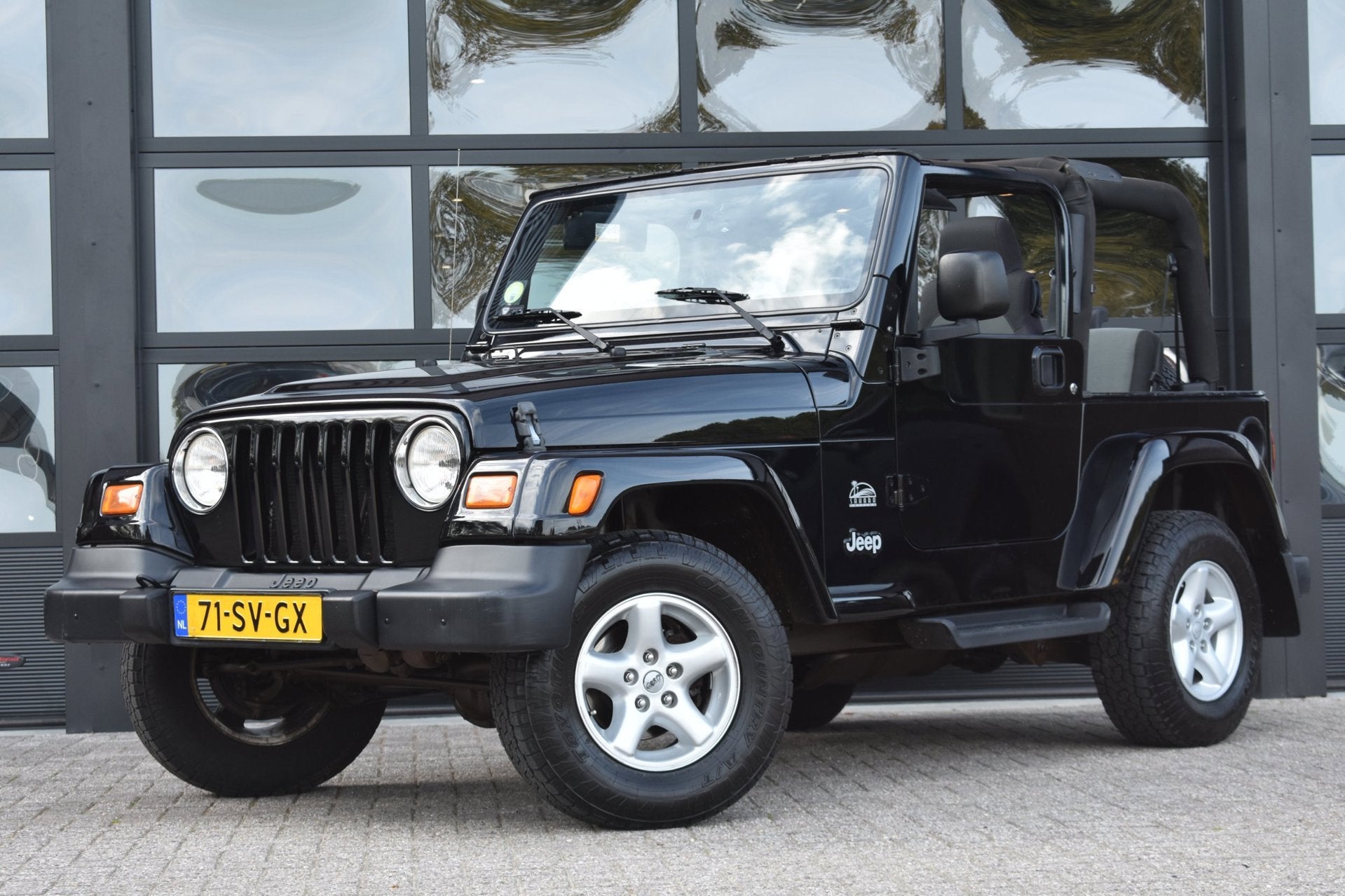 Jeep Wrangler 4.0i Hardtop Sahara '06 Cruise Airco Hardtop/S, Automaat, Gebruikt, Zwart, 1920 kg
