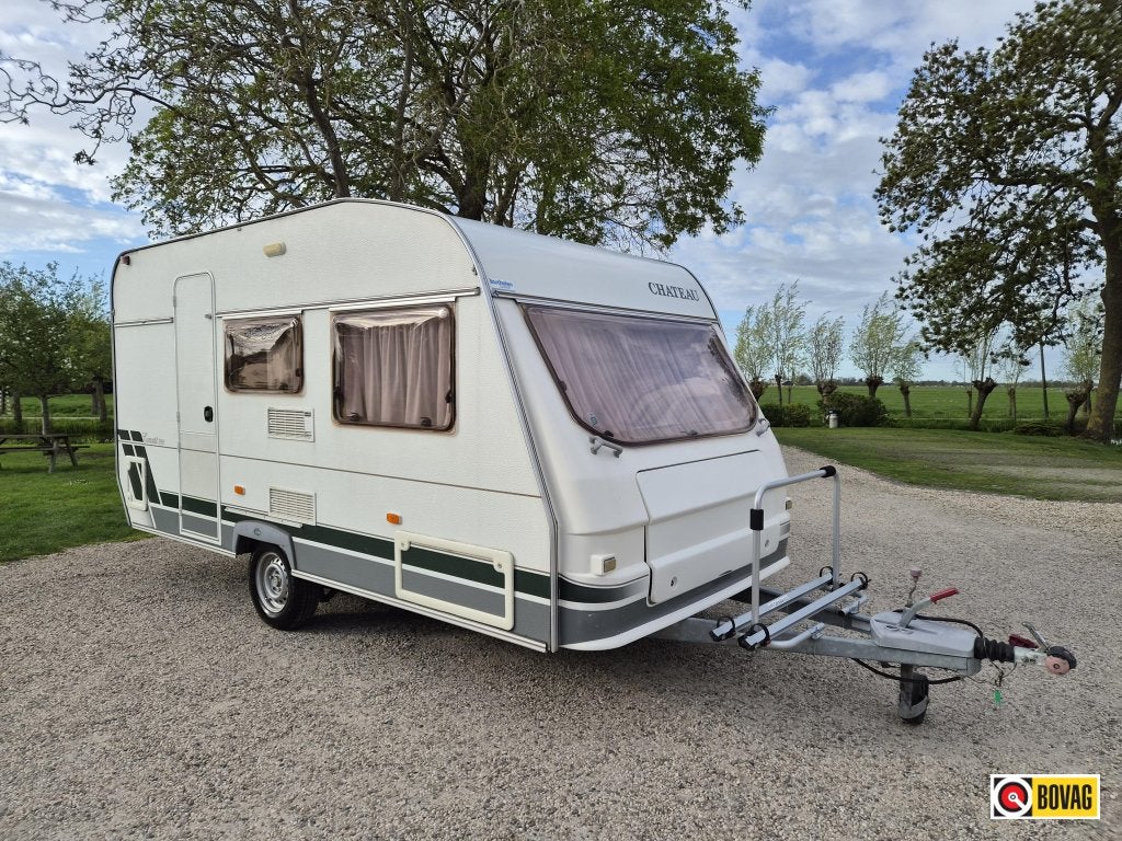 Chateau Caratt 390, Dwarsbed, Chateau, Treinzit, Tot en met 4