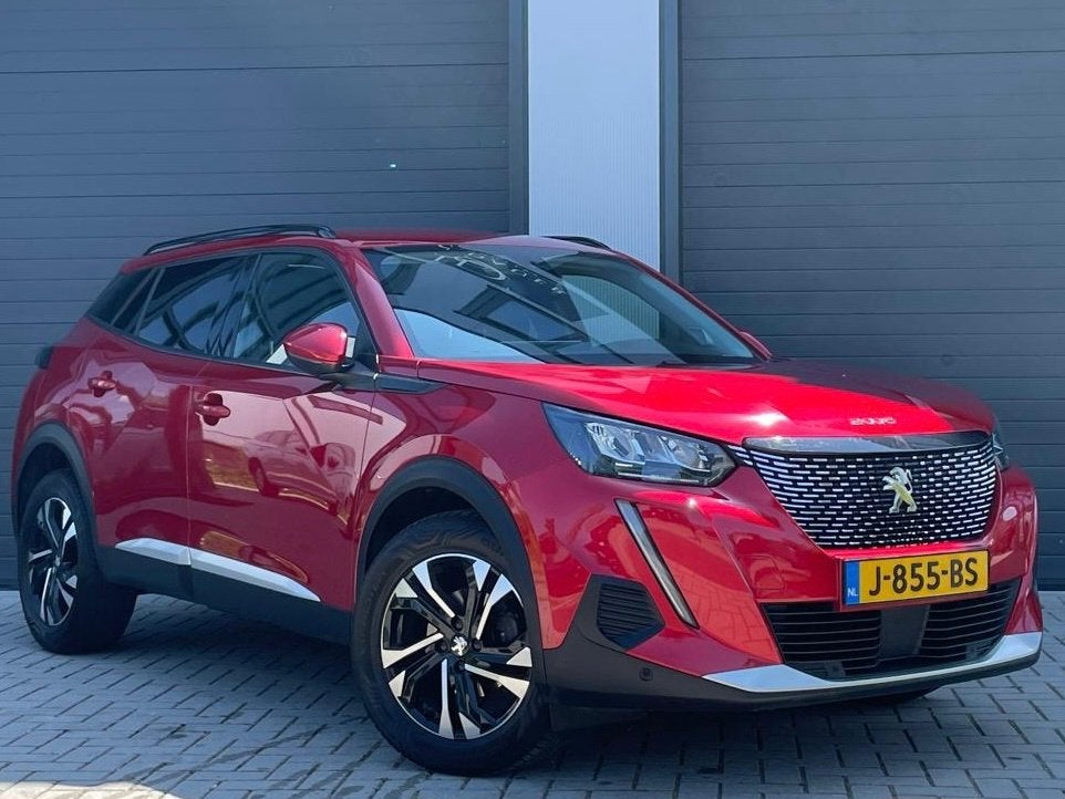 Peugeot 2008 1.2 PureTech Allure /AUTOMAAT / NAP / 3D SCHERM, Parkeersensor, Gebruikt, Euro 6, 1199 cc