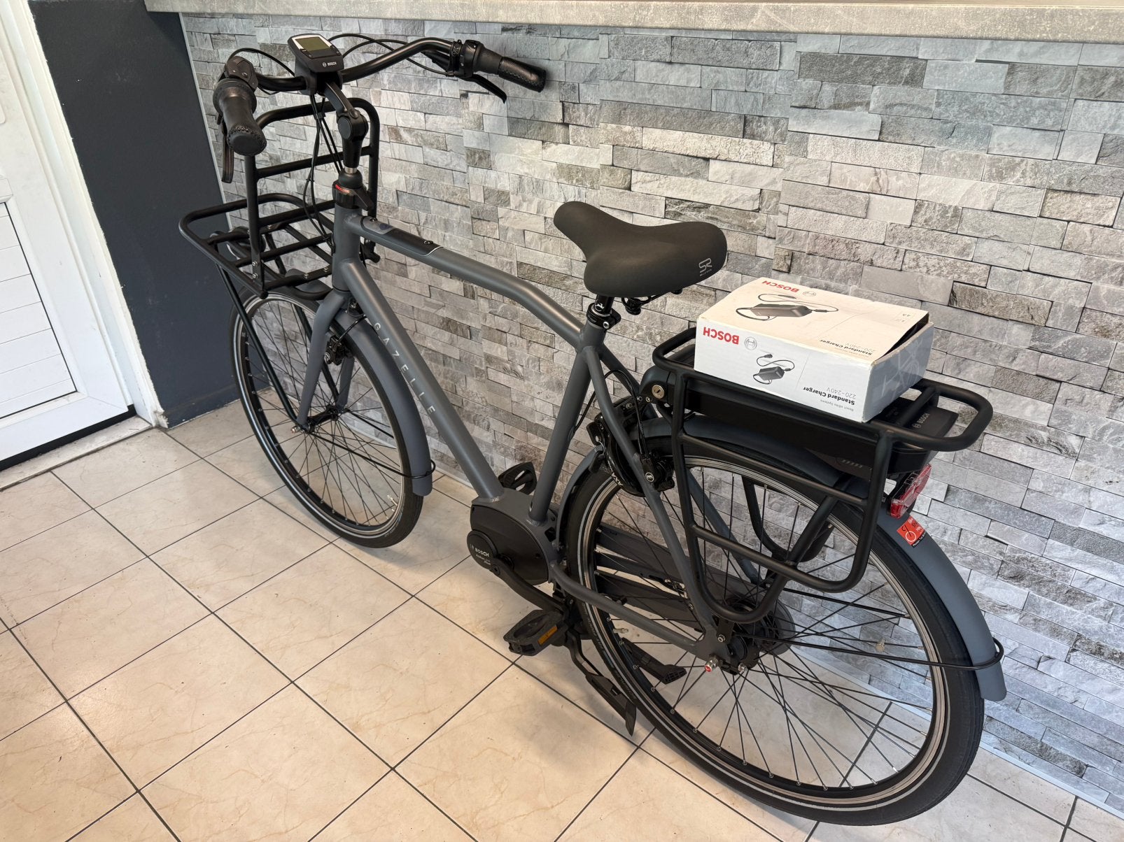 NIEUWSTAAT E-Bike Gazelle Heavy Duty TOTAAL 220km. H59cm., Ophalen, Zo goed als nieuw, /, /