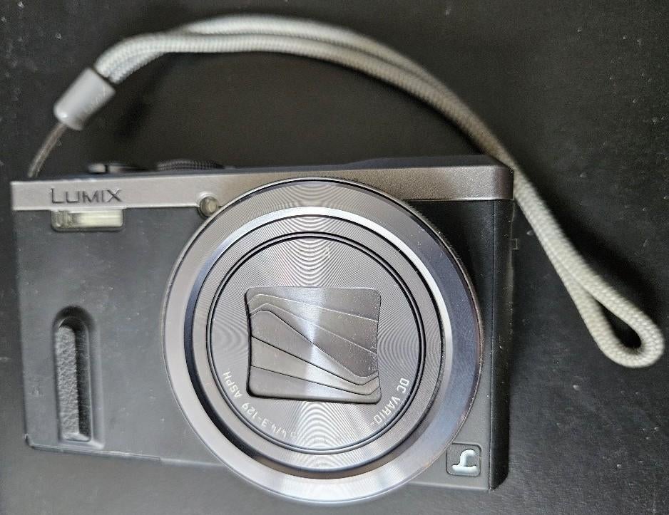 Panasonic Lumix Digitale Camera- Zilver, 18 Megapixel, Compact, Ophalen of Verzenden, Zo goed als nieuw