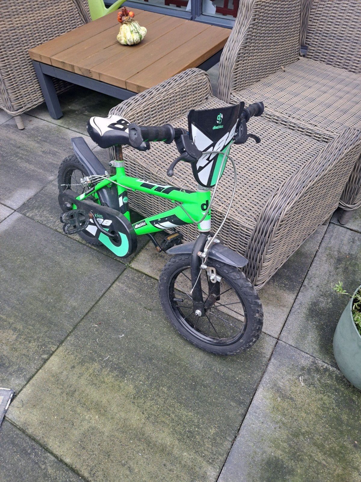 Leuk kinderfietsje voor 3-5 jaar met gebruiksporen, Ophalen, Gebruikt, Minder dan 16 inch