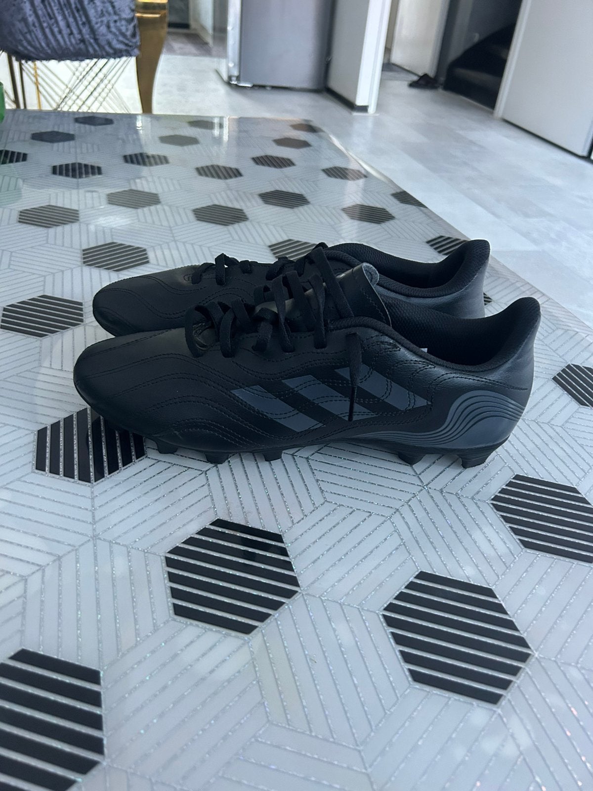 Voetbalschoenen Adidas compa Maat 45 1/3, Maat XS of kleiner, Schoenen, Nieuw, Ophalen of Verzenden