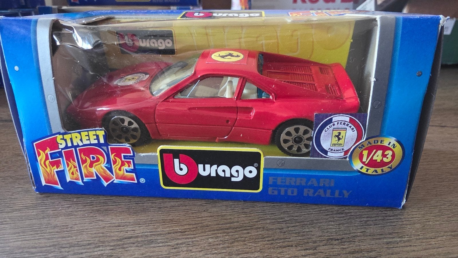 Zeldzame Bburago Ferrari GTO 1:43 - Ferrari Club Frankrijk, Ophalen of Verzenden, Nieuw, Auto, Overige merken