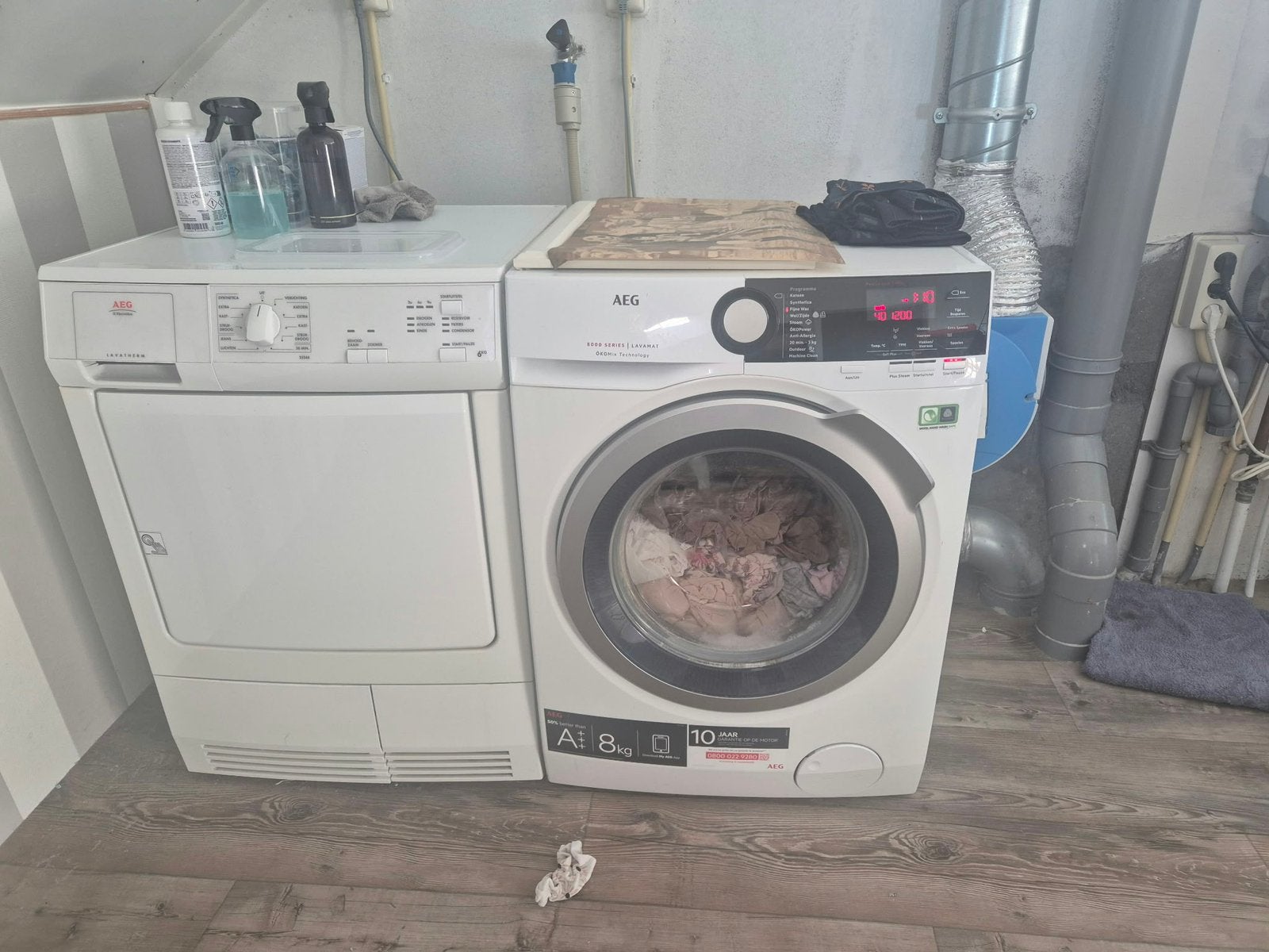 Aeg wasmachine en droger, Witgoed en Apparatuur, Ophalen, Zo goed als nieuw, 1200 tot 1600 toeren, 85 tot 90 cm