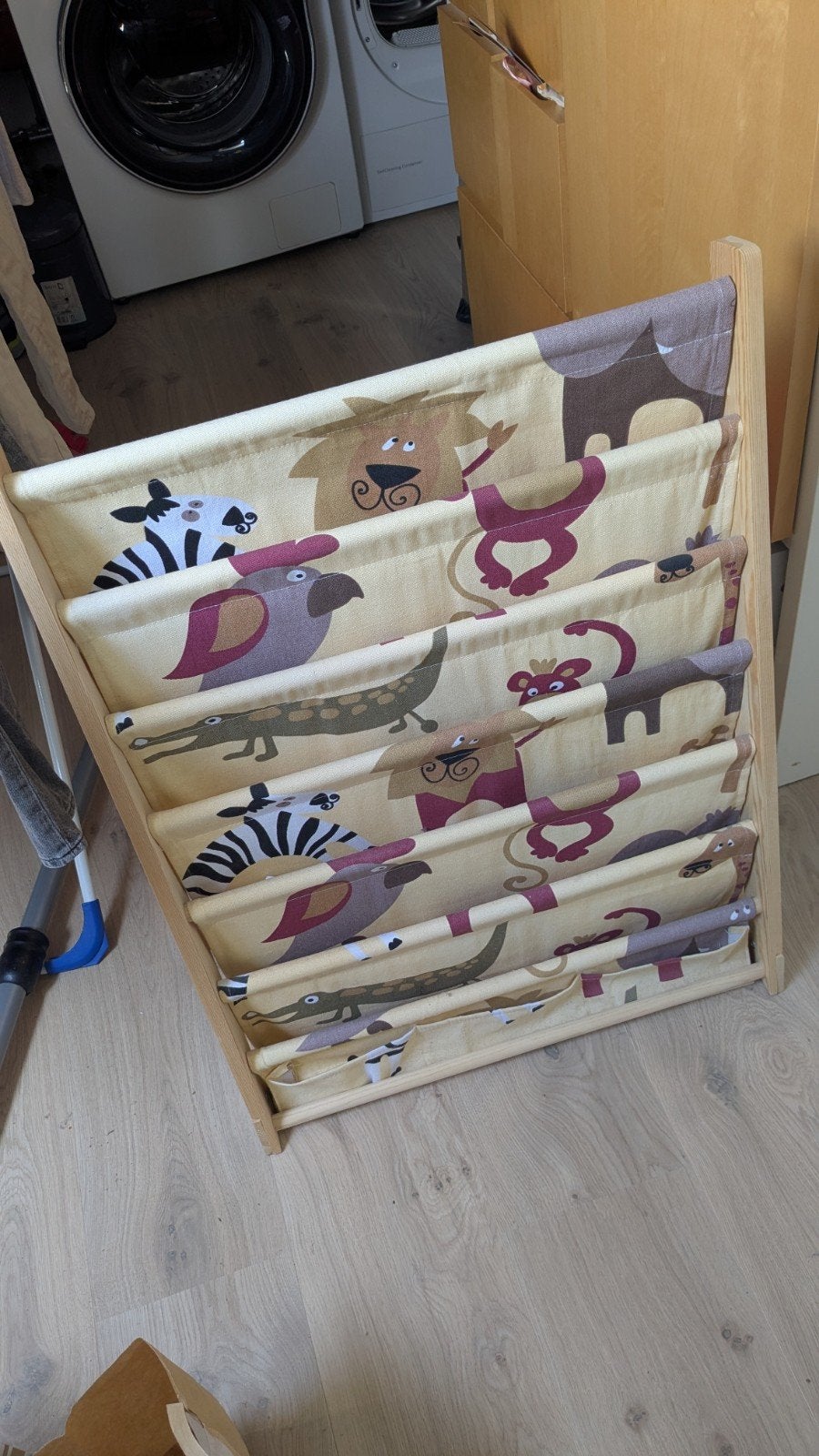 Kinderkamer boekenrek, Ophalen, Zo goed als nieuw